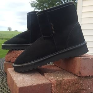 NWT Black original shortie boot, by Celtic & Co.